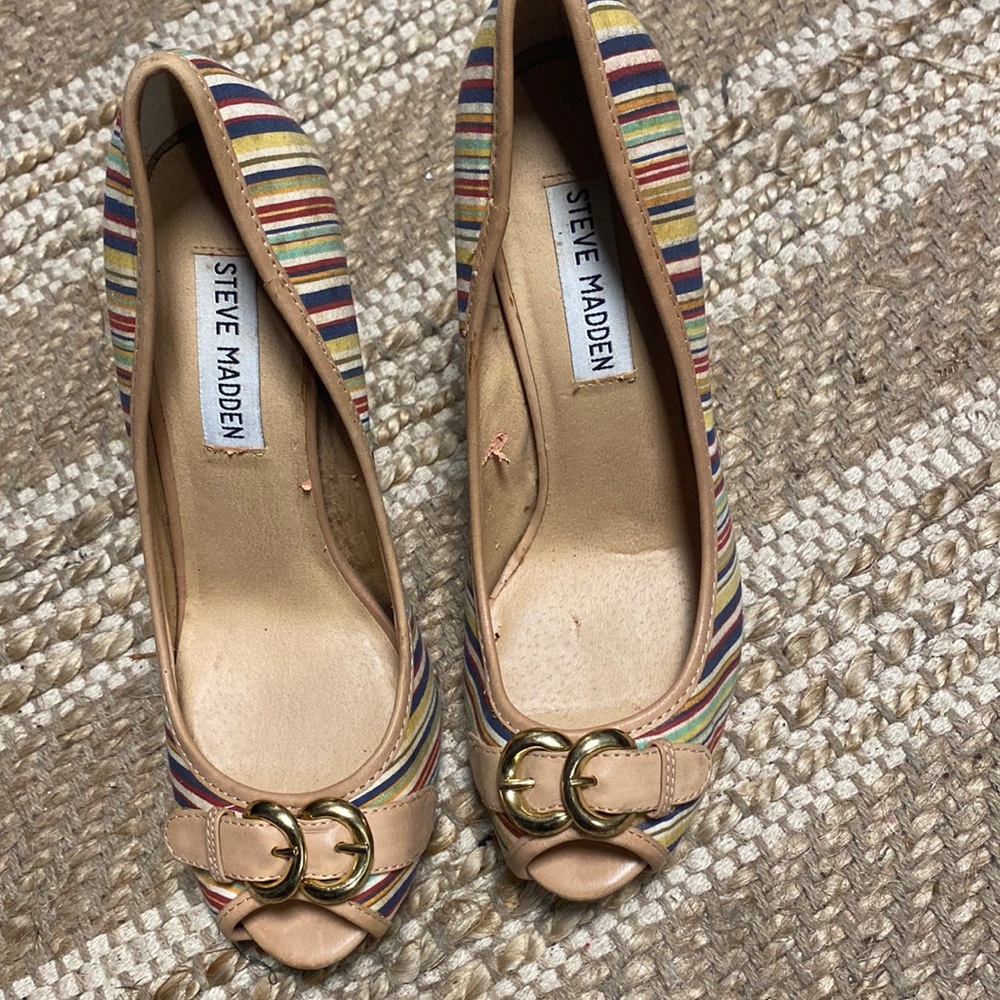 Multi color heels